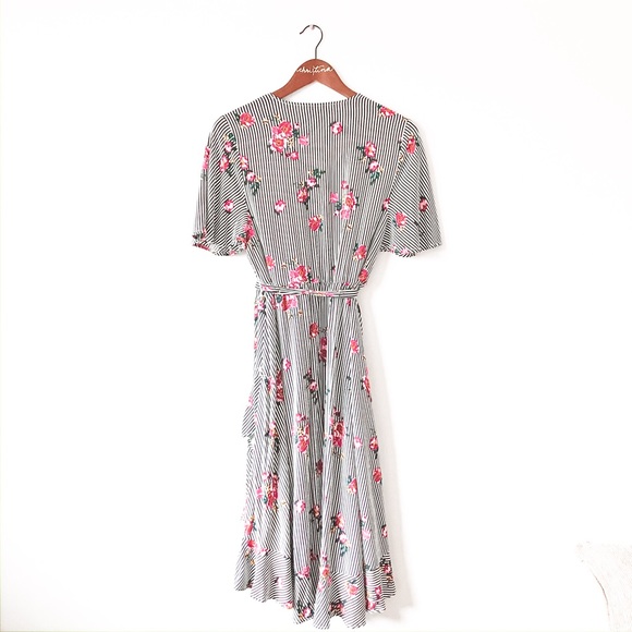 Torrid Floral Stripe Challis Wrap Dress Size One - Picture 10 of 13